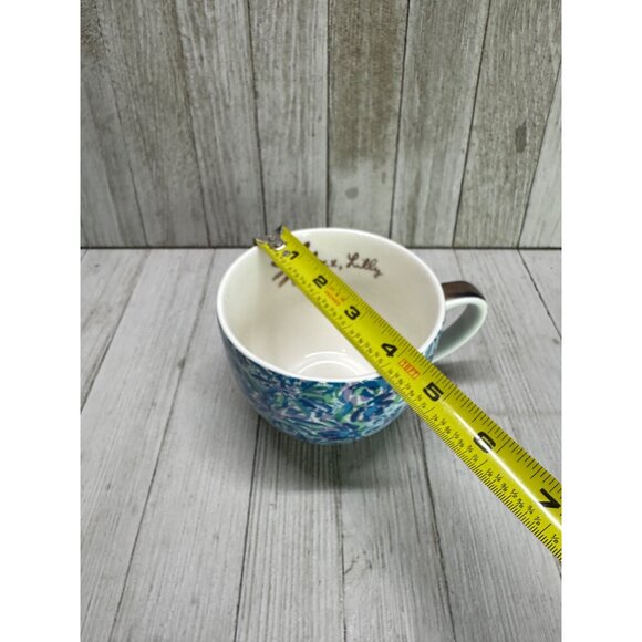 Lilly Pulitzer Set of 2 Blue Floral Tea Coffee Cups with Golden Handle 4" DIA - Picture 11 of 11